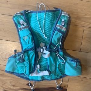 Nathan running hydration vest